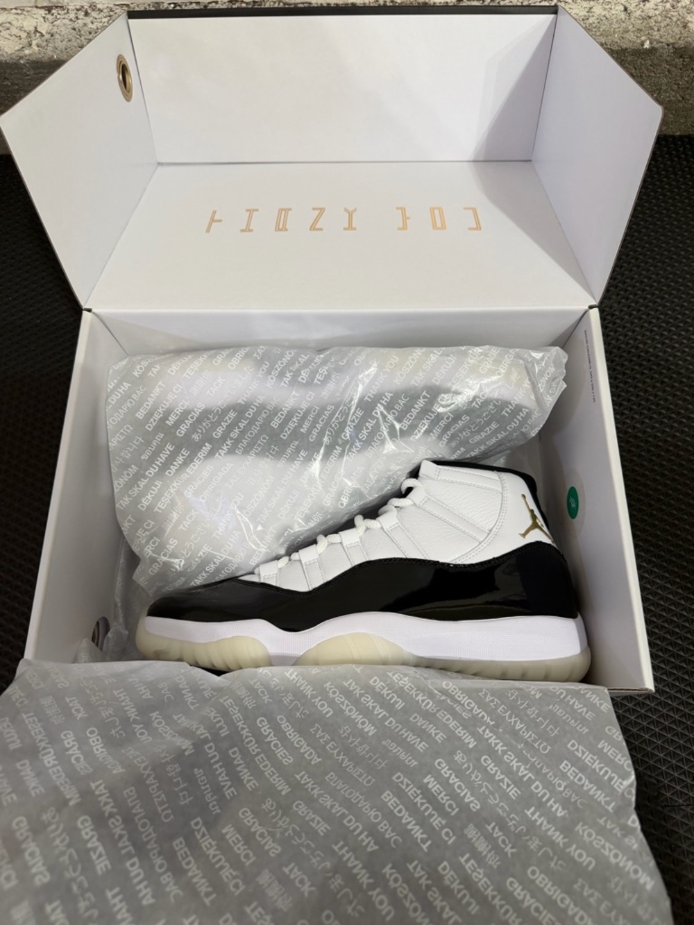 Air Jordan 11 Retro Gratitude Size 10.5